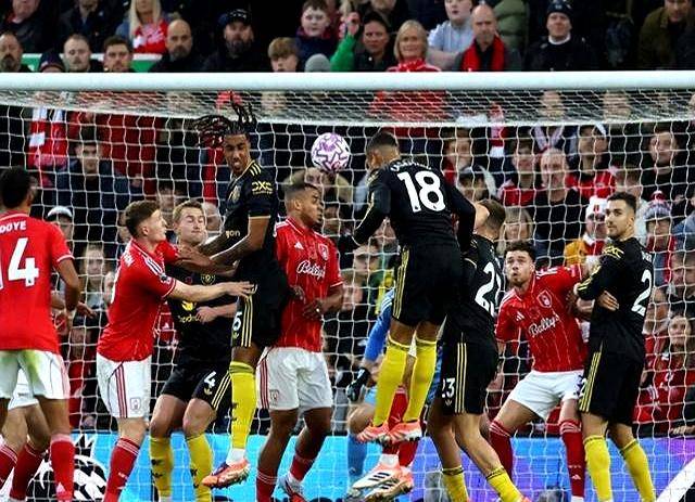 开云体育中国-曼联力克德国，格纳布里带队取胜  第1张