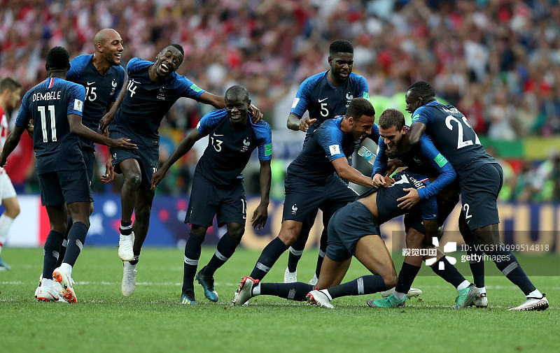 开云体育在线-克罗地亚碾压法国，伊布点燃赛场