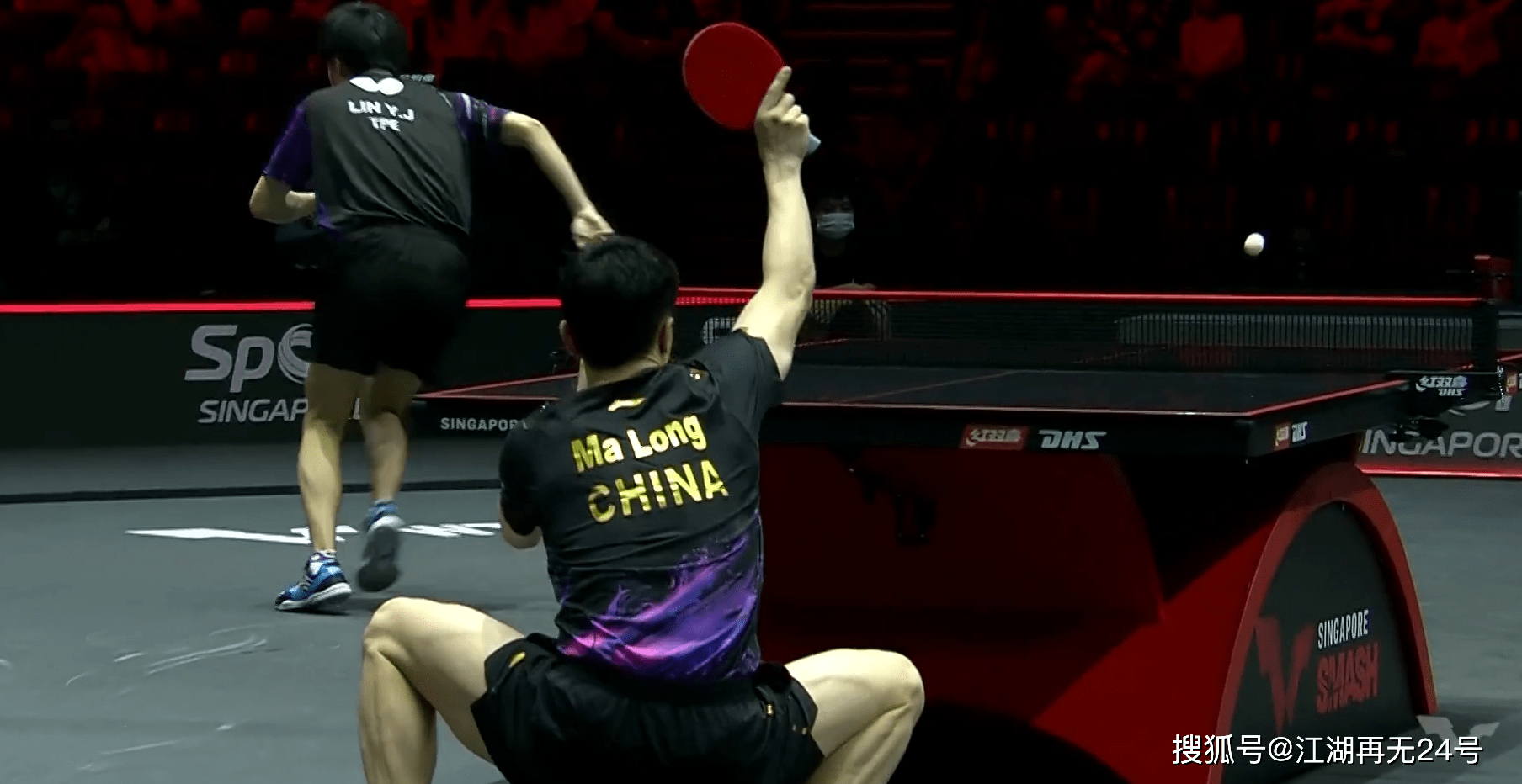 开云官网-英格兰队鏖战中国队，马龙点燃赛场