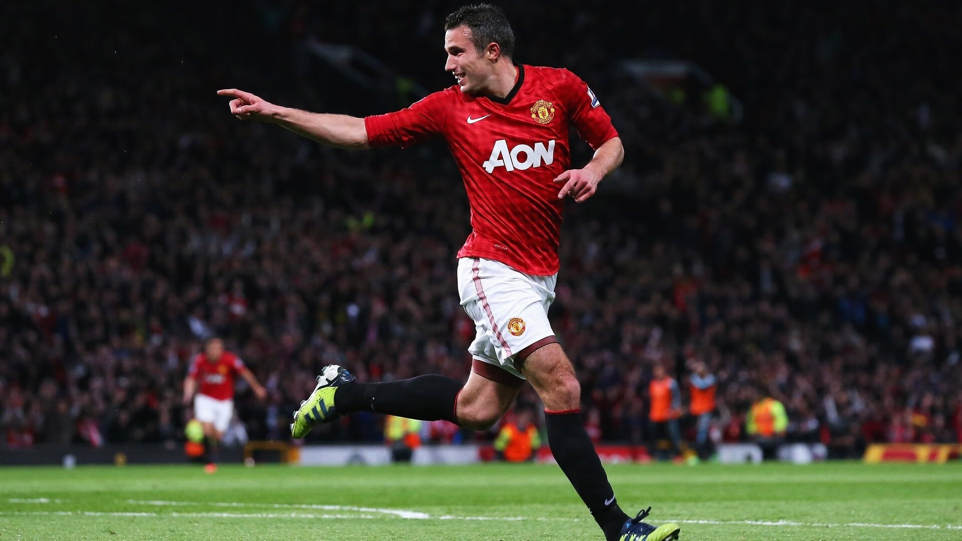 开云体育官方网站-莫兰特化身孤胆骑士，完美演绎撕裂新疆的暴力美学